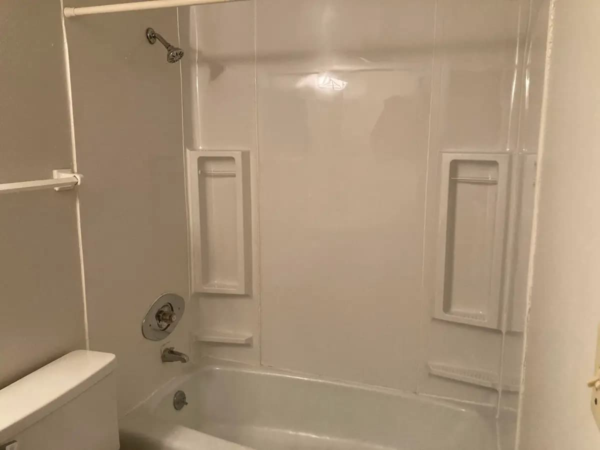 Milwaukee apartments for rent - Property image - 5000 W Cold Spring Rd - 3