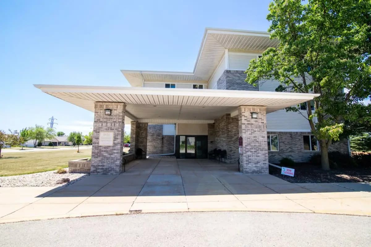 Milwaukee apartments for rent - Property image - Glenwood Senior Apartments - 3