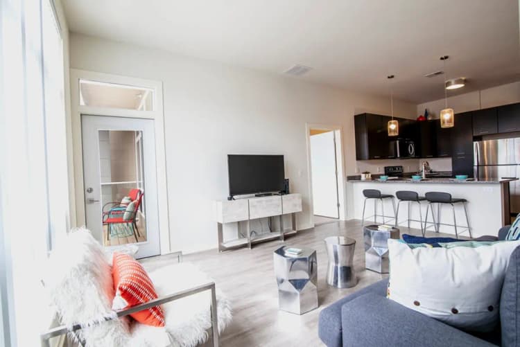 Milwaukee apartments for rent - image - Greenbelt-003-Apartments.jpg
