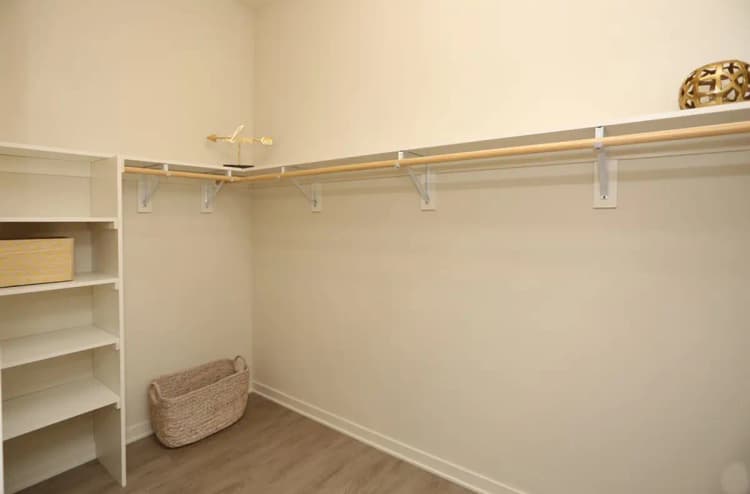 Milwaukee apartments for rent - image - Greenbelt-020-Apartments.jpg