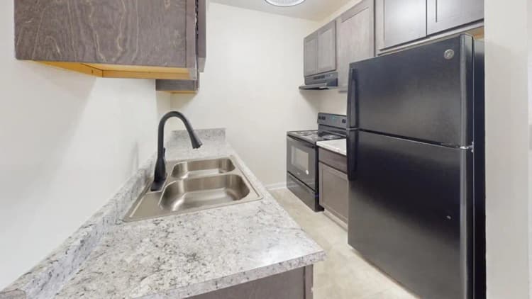 Milwaukee apartments for rent - image - CS-2x1-Upper-Kitchen(1) (1).jpg