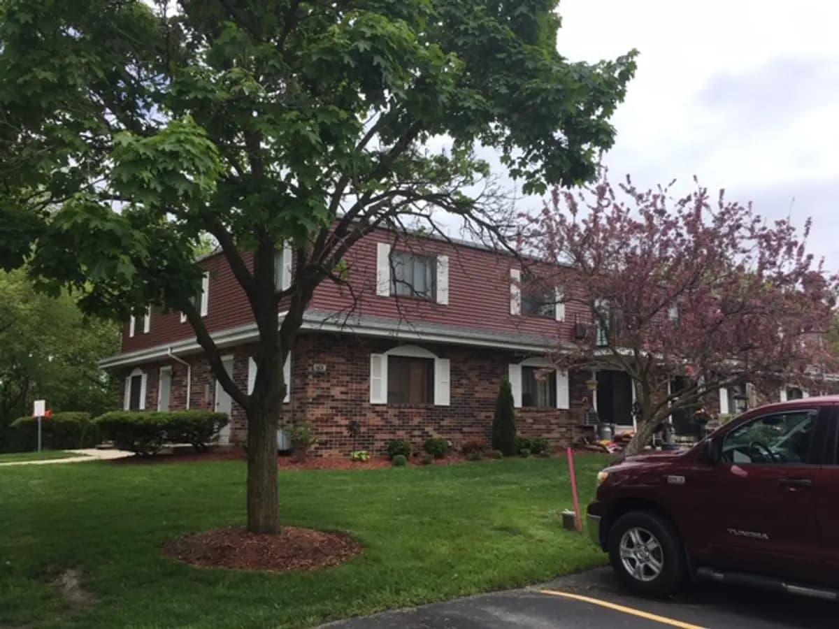 Milwaukee apartments for rent - image - dde3674053fa1f2840f8b6fad995c0ba.jpeg