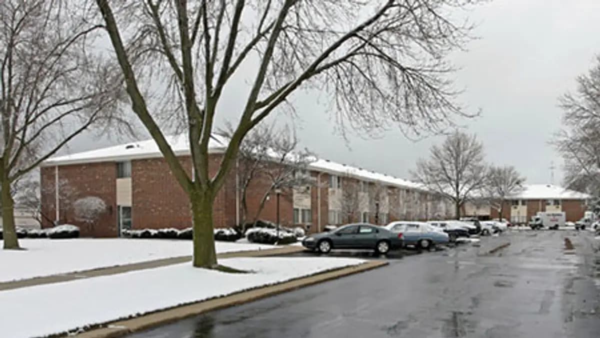 Milwaukee apartments for rent - image - tuscan-villas-apartments-1.jpg