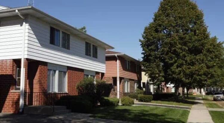 Milwaukee apartments for rent - image - affordable-villa-nova.jpg