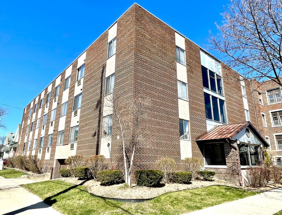 Milwaukee apartments for rent - Property image - test mig - 3