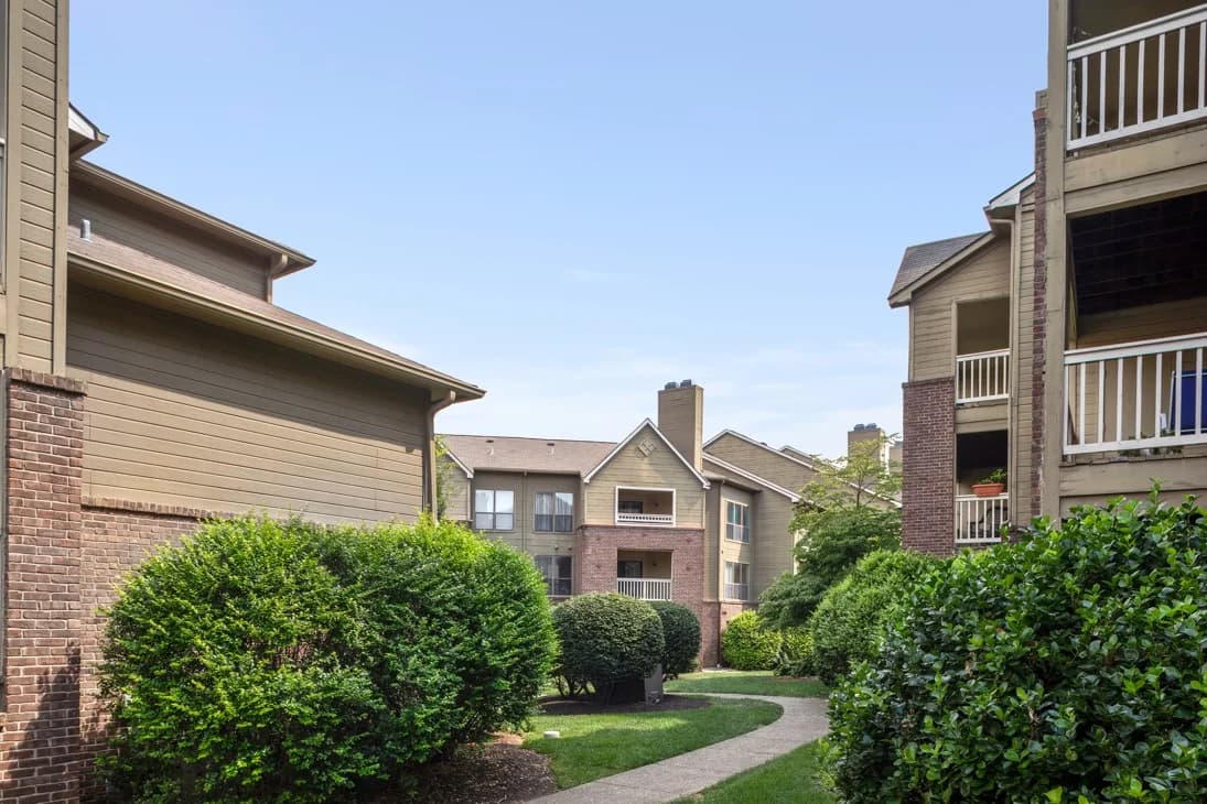 Milwaukee apartments for rent - image - 25_Exterior_ProspectPark_2018@3x.jpg
