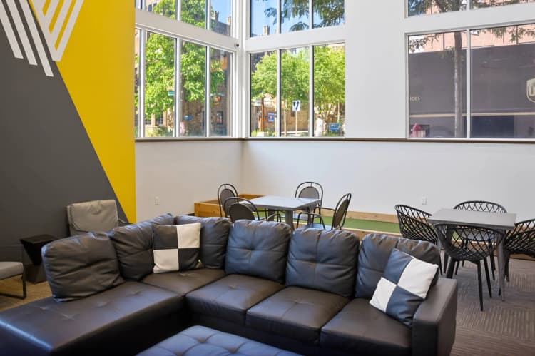 Milwaukee apartments for rent - image - 29121681