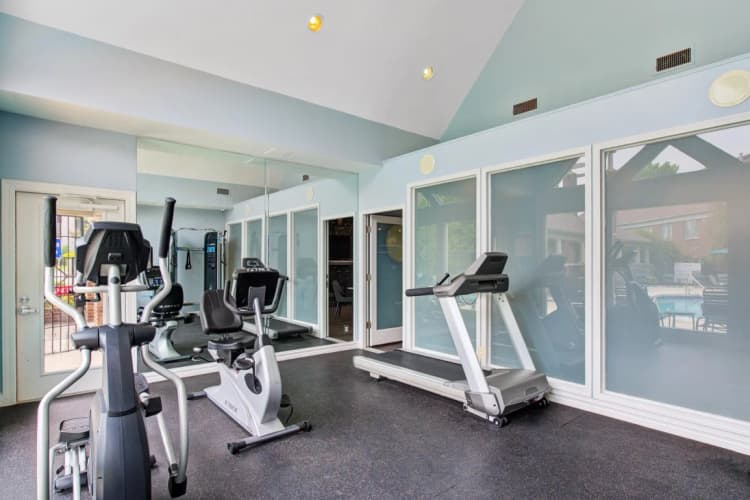 Milwaukee apartments for rent - image - 12_FitnessCenter_ProspectPark_2021@3x.jpg