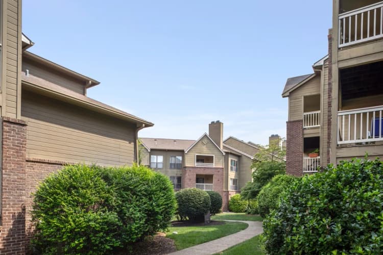 Milwaukee apartments for rent - image - 25_Exterior_ProspectPark_2018@3x.jpg
