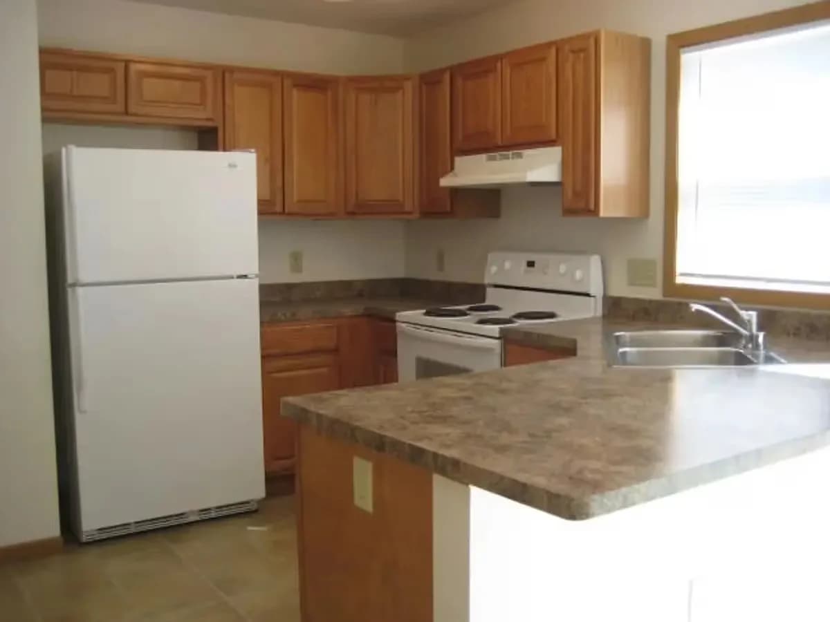 Milwaukee apartments for rent - Property image - test 25 aug - 3