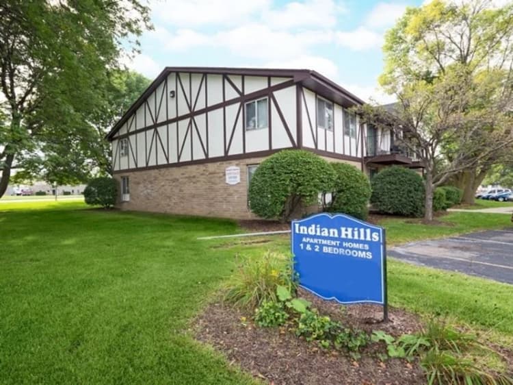 Milwaukee apartments for rent - image - Indian-Hills-Banner-Image-1.jpg