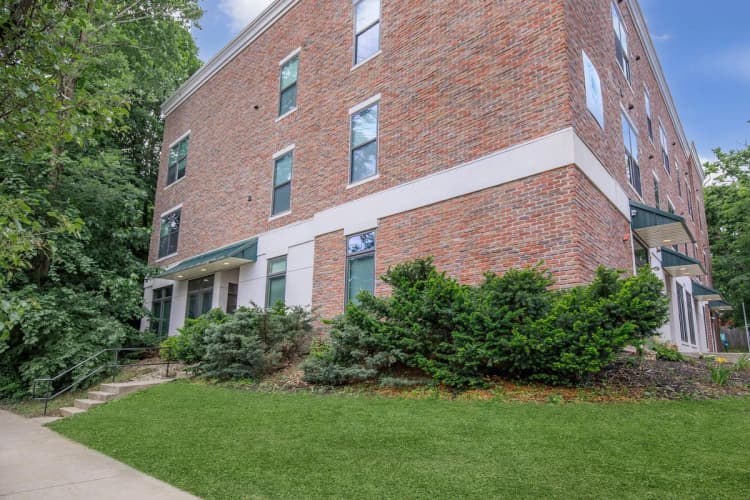 Milwaukee apartments for rent - image - 21958335