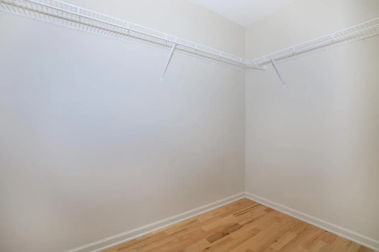 Milwaukee apartments for rent - image - 21958318