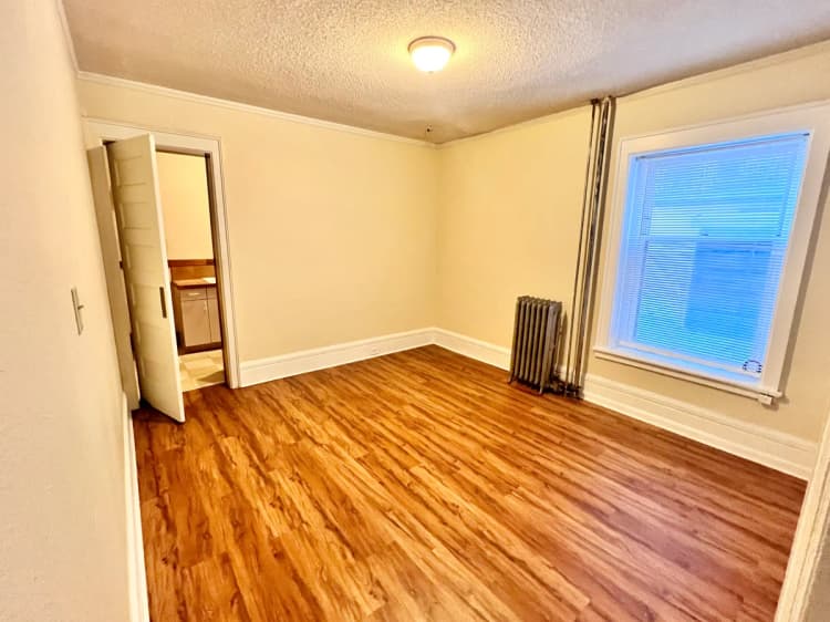 Milwaukee apartments for rent - image - IMG_8750