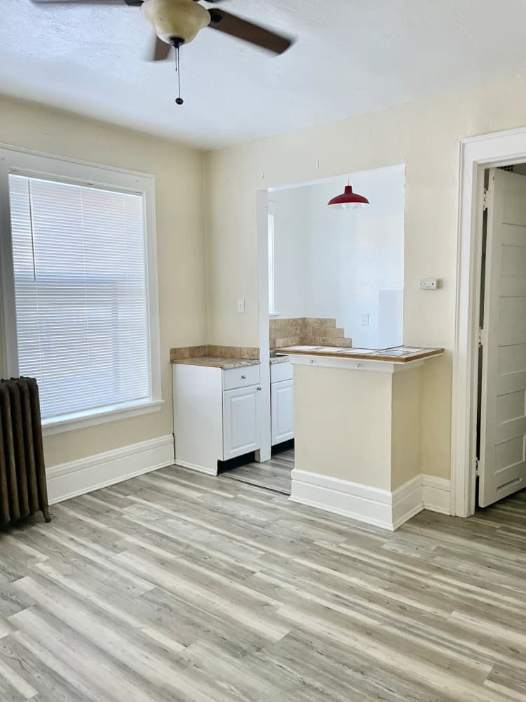 Milwaukee apartments for rent - image - photo feb 04, 4 03 38 pm