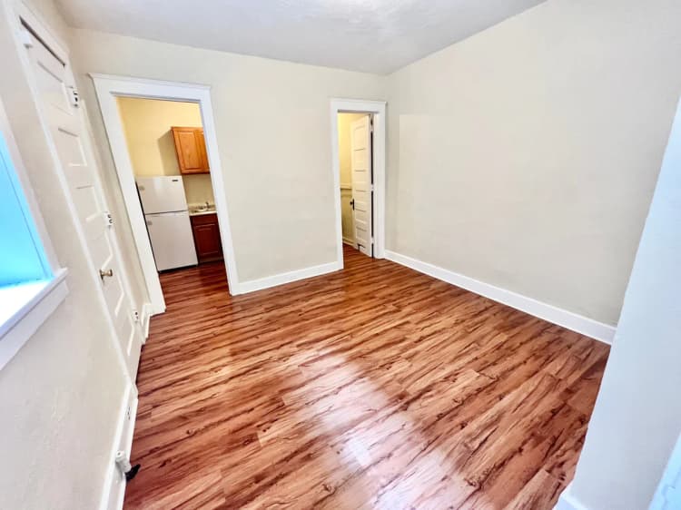 Milwaukee apartments for rent - image - IMG_1178