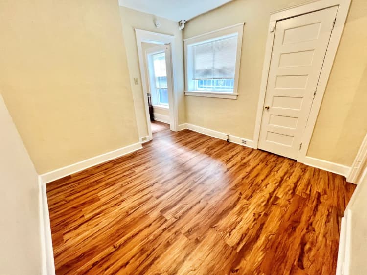 Milwaukee apartments for rent - image - IMG_1180