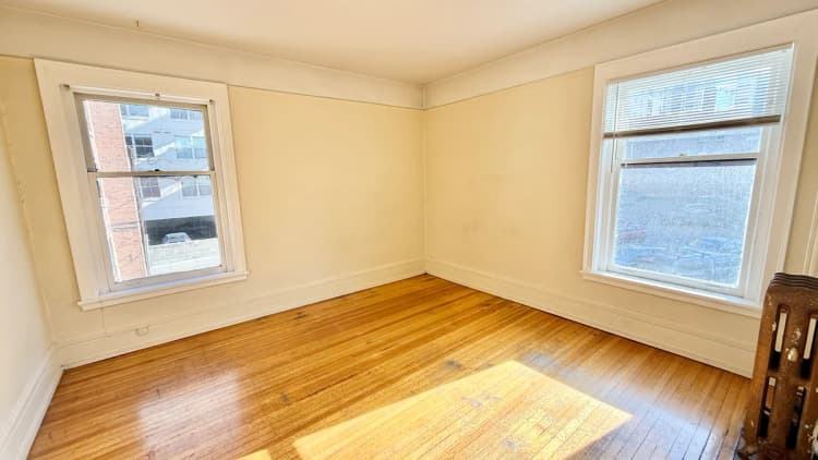 Milwaukee apartments for rent - image - F35C3268-A289-4C4B-91C5-EC42D3C51AA2