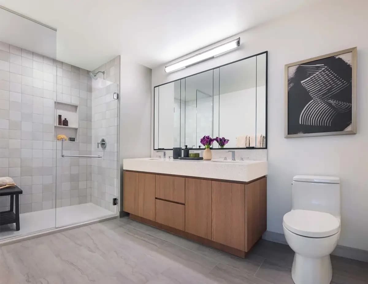 Milwaukee apartments for rent - Property image - 164 N Peoria St - 1